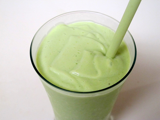 سحر الافوكادو عصير