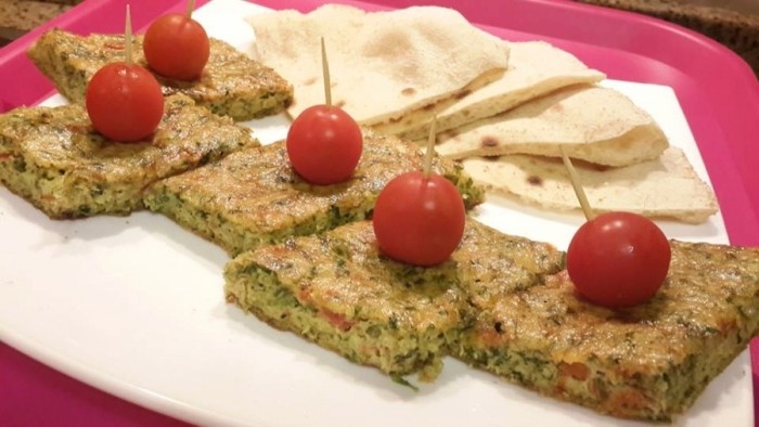 طريقة عمل عجة الخضراوات في الفرن