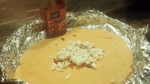 بالصور طريقة عمل فطيرة السجق الشرقي