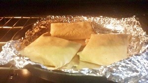 بالصور طريقة عمل فطيرة السجق الشرقي