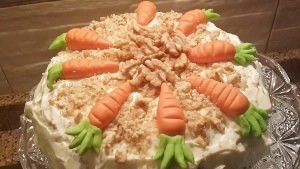 طريقة عمل كيك الجزر بكريمة الجبنة بالصور