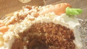 طريقة عمل كيك الجزر بكريمة الجبنة بالصور